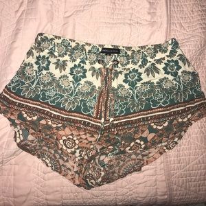 Kendall and Kylie patterned flowy shorts